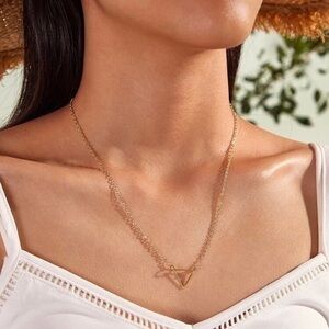 3/$30 💛 Triangle Necklace